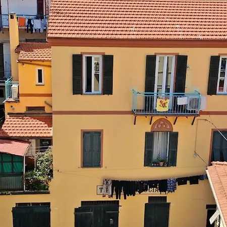 5 Mins From And 1 Min From Center One アパート *